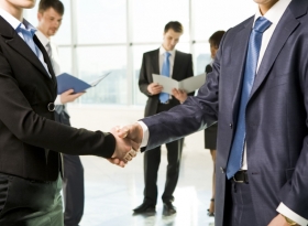 IL CORE BUSINESS DELLE SOCIETA' PARTECIPATE: ITALIA - SVIZZERA - Regno Unito - Investment Holding